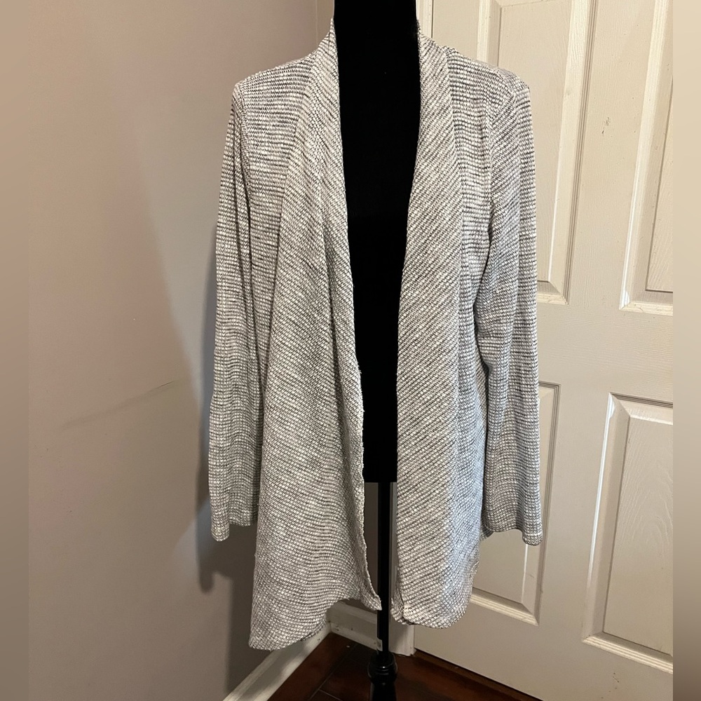 Kim Rogers long sleeve open sweater size XL